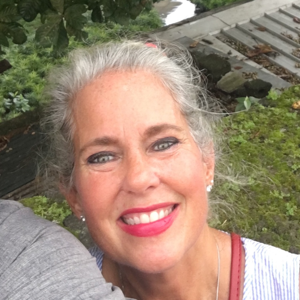 Meet your Posher, Lisa